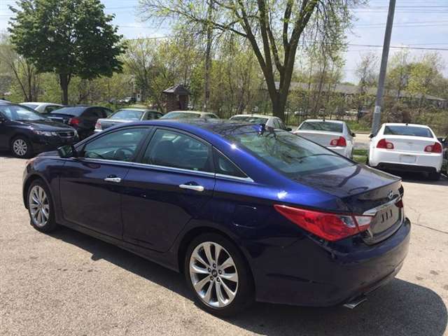 2012 Hyundai Sonata SE 4dr Sedan 6A